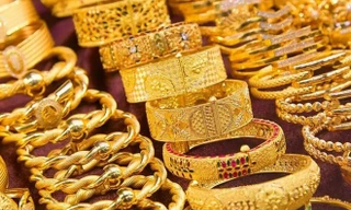 Giá vàng thế giới xô đổ mọi kỷ lục lịch sử 