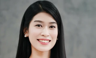 Thí sinh nhỏ tuối nhất Hoa hậu Việt Nam: 'Mẹ của các bạn gọi tôi là con nhà người ta'