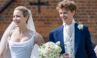 Vợ cũ tỷ phú Elon Musk cưới