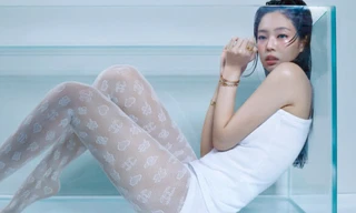 Jennie (BlackPink) còn táo bạo hơn nữa