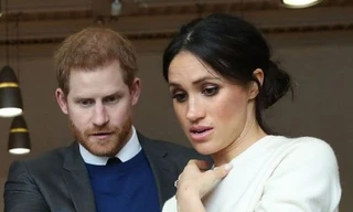 Harry - Meghan bị rượt đuổi suốt hai tiếng