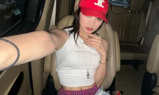 Gần 11.000 người xem Hiền Hồ livestream, để lại bình luận tiêu cực