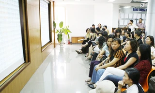 Sàn giao dịch chứng khoán sôi động một thời