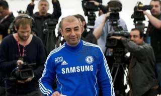 Chelsea khiêm tốn nhận là ‘cửa dưới’