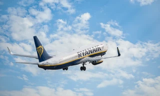 Sản phụ bất ngờ chuyển dạ đẻ trên máy bay