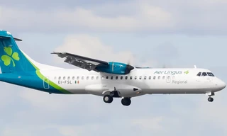 Máy bay bất ngờ rơi ốp khi vừa cất cánh