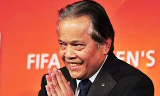 'Kẻ độc tài' lũng đoạn hậu trường bóng đá Thái Lan