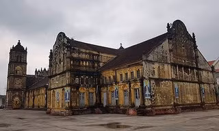 Nhà thờ Bùi Chu. Ảnh: M.Đ