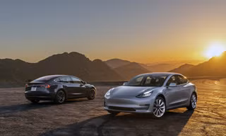 Xe điện Tesla giảm giá hơn 5.000 USD tại Mỹ