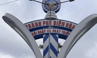 Cận cảnh 4 cổng chào hơn 11 tỉ đồng tại cửa ngõ TP Biên Hoà được nhiều người quan tâm