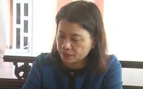 Tin mới vụ chủ tịch huyện bị lừa hơn 171 tỷ; Hai bệnh truyền nhiễm gia tăng ở TPHCM