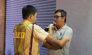 Uống 4 lon bia, về trước cửa nhà bị phạt 2,5 triệu đồng, tước bằng lái xe 7 tháng