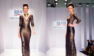 Dàn mẫu Next Top Model đọ dáng cùng các đàn chị