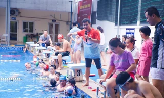 Người thầy 13 năm dạy bơi miễn phí, phòng chống đuối nước cho trẻ em