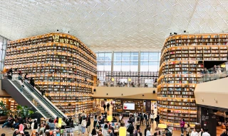 Khám phá thư viện sách khổng lồ dưới lòng đất ở Hàn Quốc