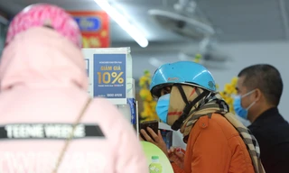 Đổ xô tự mua thuốc điều trị COVID-19, nhiều người phải 'quay đầu' vì không có đơn thuốc