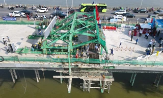 Toàn cảnh hợp long cầu Vĩnh Tuy 2 trị giá hơn 2.500 tỷ đồng ở Hà Nội