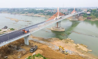 Toàn cảnh cây cầu nối hai tỉnh Phú Thọ - Vĩnh Phúc trị giá 540 tỷ đồng sắp khánh thành