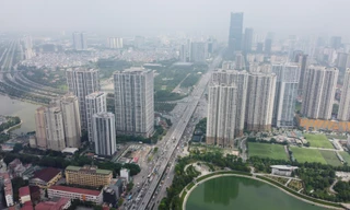 Toàn cảnh tuyến đường Lê Văn Lương - Tố Hữu bị phá nát quy hoạch