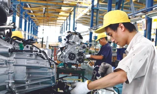 Xem xét đề án tái cơ cấu kinh tế