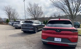 Báo Mỹ gọi VinFast là đối thủ của Tesla