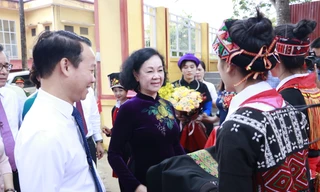 Thường trực Ban Bí thư, Trưởng ban Tổ chức Trung ương dự khai giảng tại Yên Bái