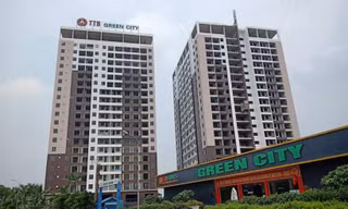 Cổ phiếu doanh nghiệp nghìn tỷ bị 'tuýt còi' khi vừa lên sàn