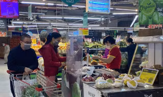 Nhiều loại hàng hoá, dịch vụ tăng giá trước Tết