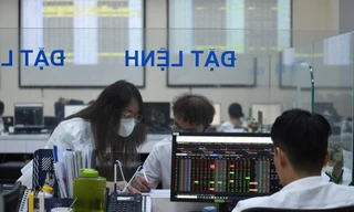 Cổ phiếu sắp phải rời sàn bất ngờ tăng trần