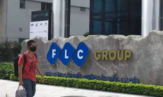 Nhóm FLC mất thanh khoản, 'cay mắt' nhìn hàng trăm triệu cổ phiếu nằm sàn