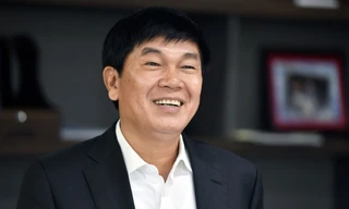 Cổ phiếu Hòa Phát bứt tốc, tỷ phú Trần Đình Long bỏ túi gần 100 triệu USD