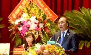 Thủ tướng Nguyễn Xuân Phúc chỉ ra 8 nhiệm vụ trọng tâm cho Nghệ An