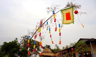 Dựng cây nêu ngày tết, điện giật ba người thương vong