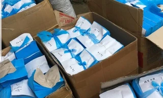 Chặn cơ sở chuẩn bị bán 30.000 khẩu trang y tế giả ra thị trường