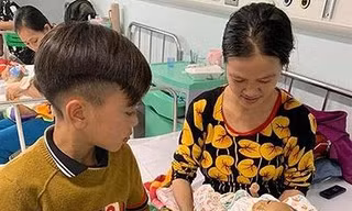 Cậu bé đạp xe 103km từ Sơn La xuống Hà Nội thăm em vào đề thi môn Ngữ Văn
