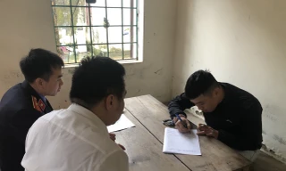 Nhóm đối tượng thu phí bảo kê trước cổng bệnh viện sa lưới