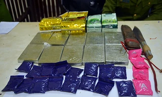 Vây bắt đối tượng dùng xe máy chở số lượng ma túy 'khủng'