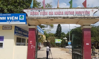 Làm rõ việc trưởng phòng ném giày dọa đồng nghiệp trong giờ hành chính