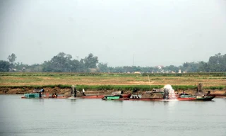 Hai chủ tịch huyện bị phê bình vì chưa kiểm điểm chủ tịch xã