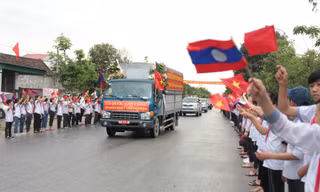  Đón 98 hài cốt liệt sỹ hy sinh tại Lào về với đất mẹ