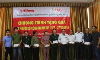 TNG Holdings Vietnam trao quà cho cựu TNXP Nghệ An