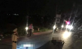 Trung tá CSGT bị thương nặng khi gặp 'quái xế'