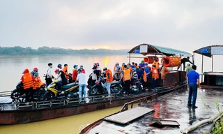 Những chuyến đò tình nguyện 'tiếp sức mùa thi'