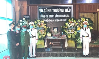 Thăng quân hàm Đại úy cho cán bộ công an hy sinh khi bắt tội phạm ma túy