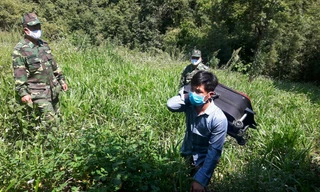 Cách ly 9X mang súng đạn vượt biên trái phép