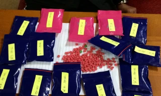 Bắt giữ người phụ nữ ‘ôm’ 15 gói ma túy bán kiếm lời