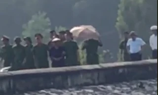 Thái độ lạnh lùng của bà nội nghi sát hại cháu gái tại buổi thực nghiệm hiện trường