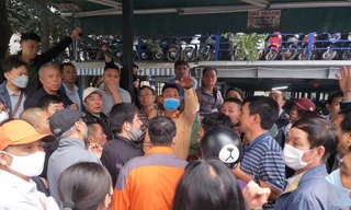 Cục CSGT tung quân xử lý 'cò' xếp chỗ tại các trung tâm đăng kiểm