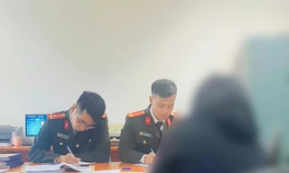 Người phụ nữ tung tin ‘xét nghiệm kẹo có ma túy’ ở Hà Nội bị phạt 7,5 triệu đồng