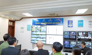 Ứng dụng CCCD gắn chip, VNeID phục vụ kiểm soát an ninh và chấm công